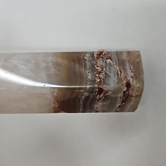 Crazy lace amythest tower. 6 inches. - Picture 3 of 4